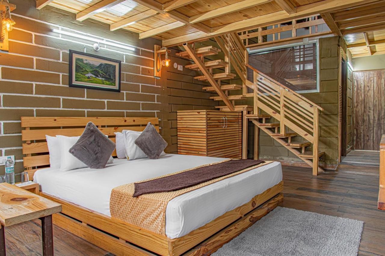 Hillcrest Heights Bed & Breakfast Kasauli Exterior foto