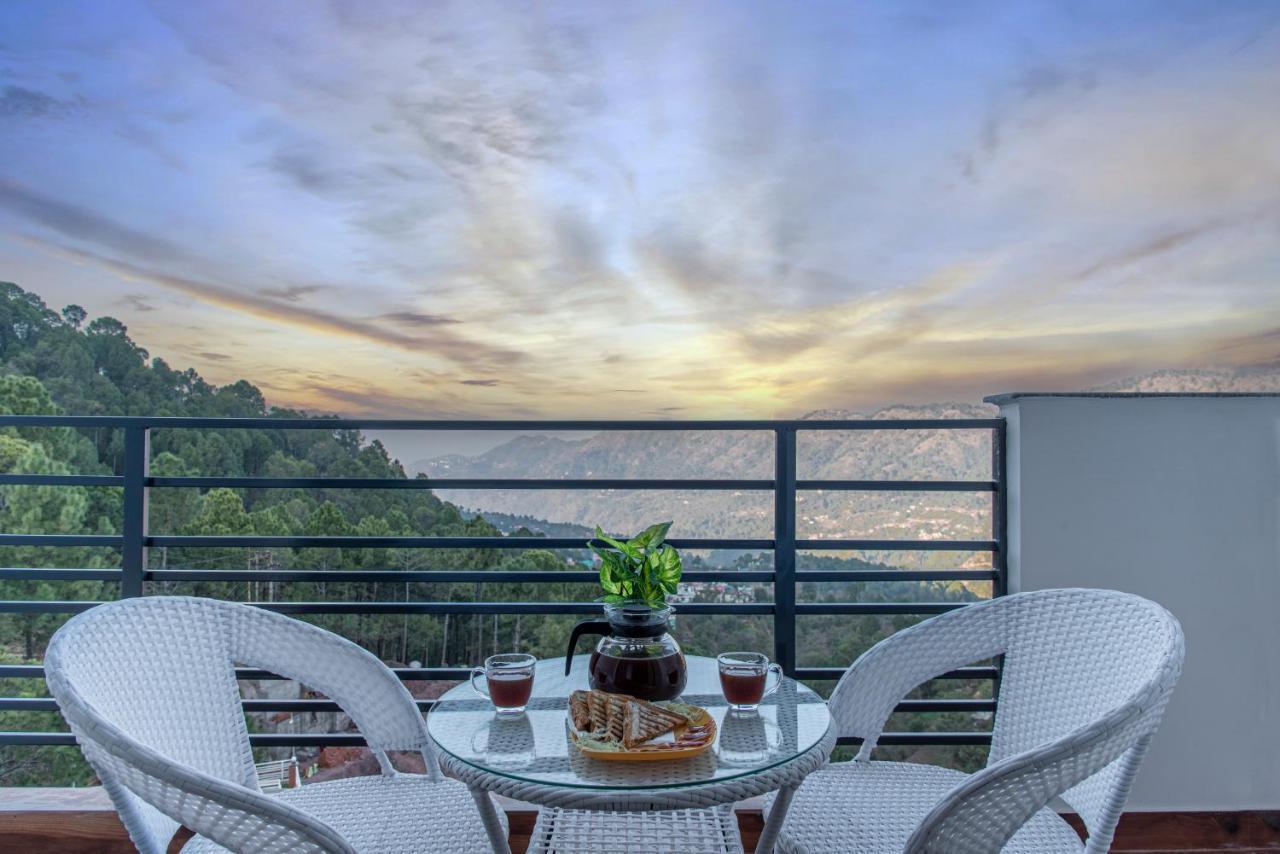 Hillcrest Heights Bed & Breakfast Kasauli Exterior foto