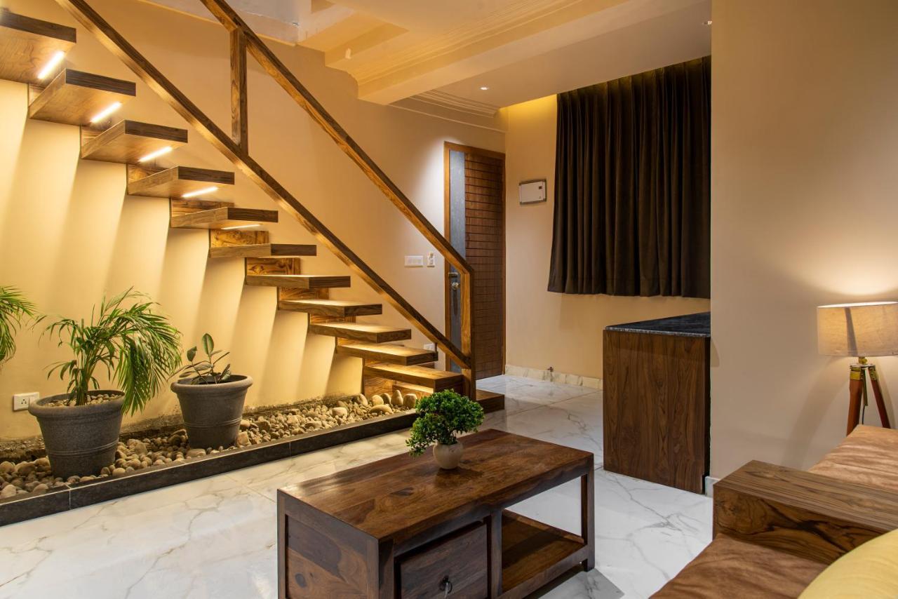 Hillcrest Heights Bed & Breakfast Kasauli Exterior foto